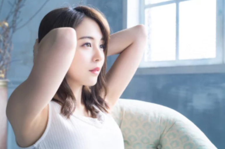 脱毛女子